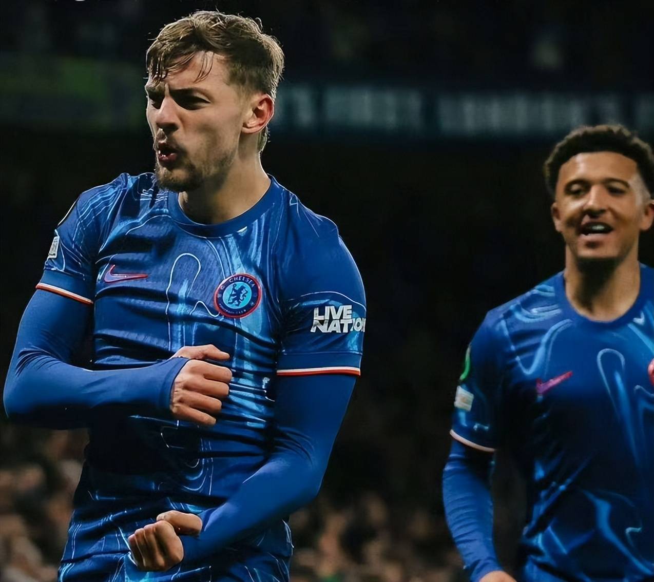 雷速体育官网-英超球队备战欧联杯赛，力求再创辉煌