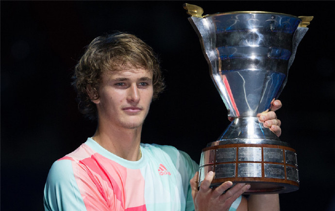 雷速体育入口-年终总决赛鏖战戴维斯杯，兹维列夫扛起全队